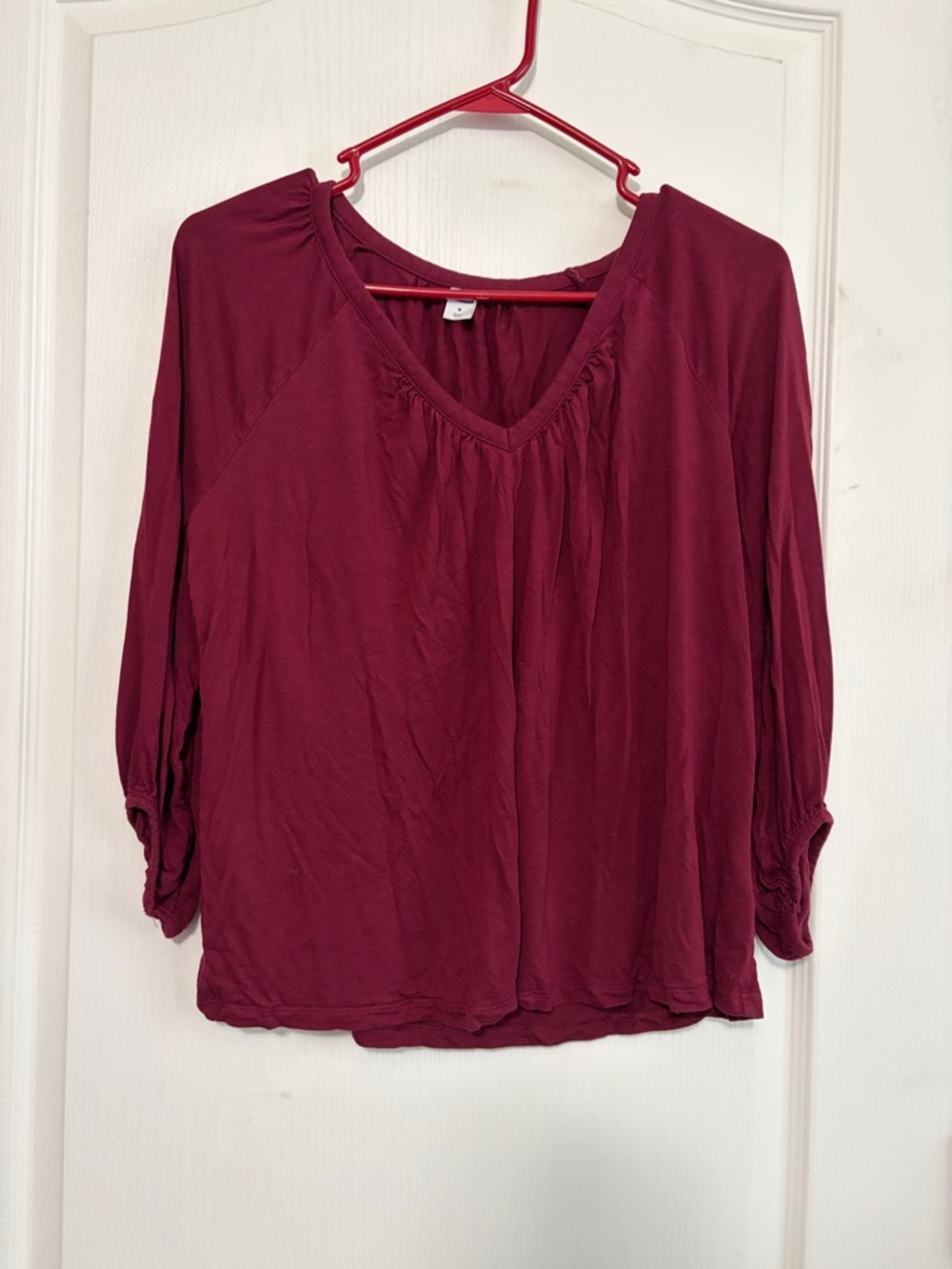 Old Navy V-Neck 3/4 Sleeve Blouse - Burgundy